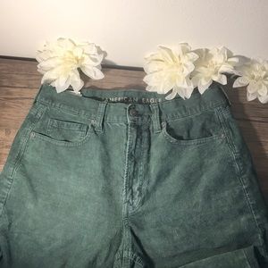 American Eagle Corduroy Mom  jeans